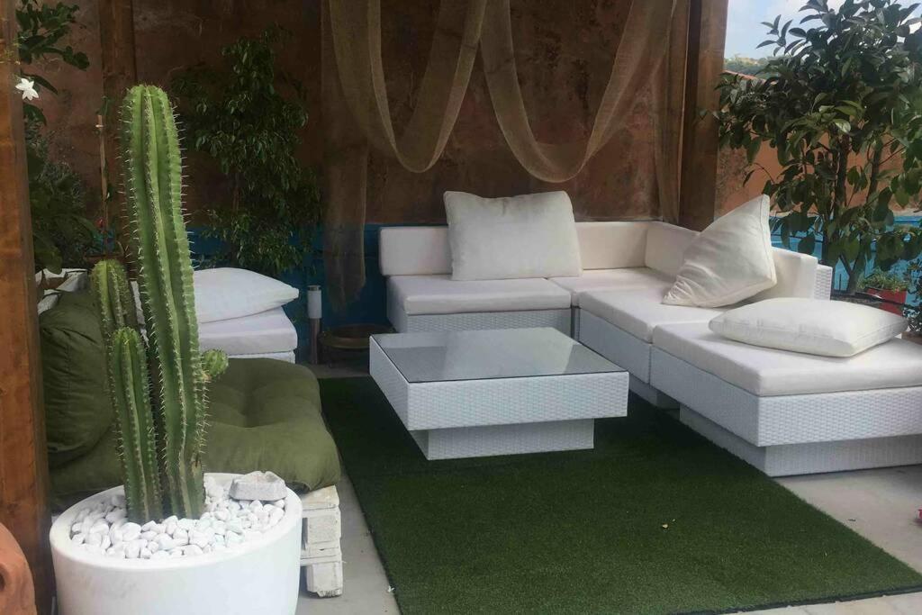 Terrazzo Esclusivo Con Zona Solarium Da 200 Mq Apartment วาลเดอรีส ภายนอก รูปภาพ