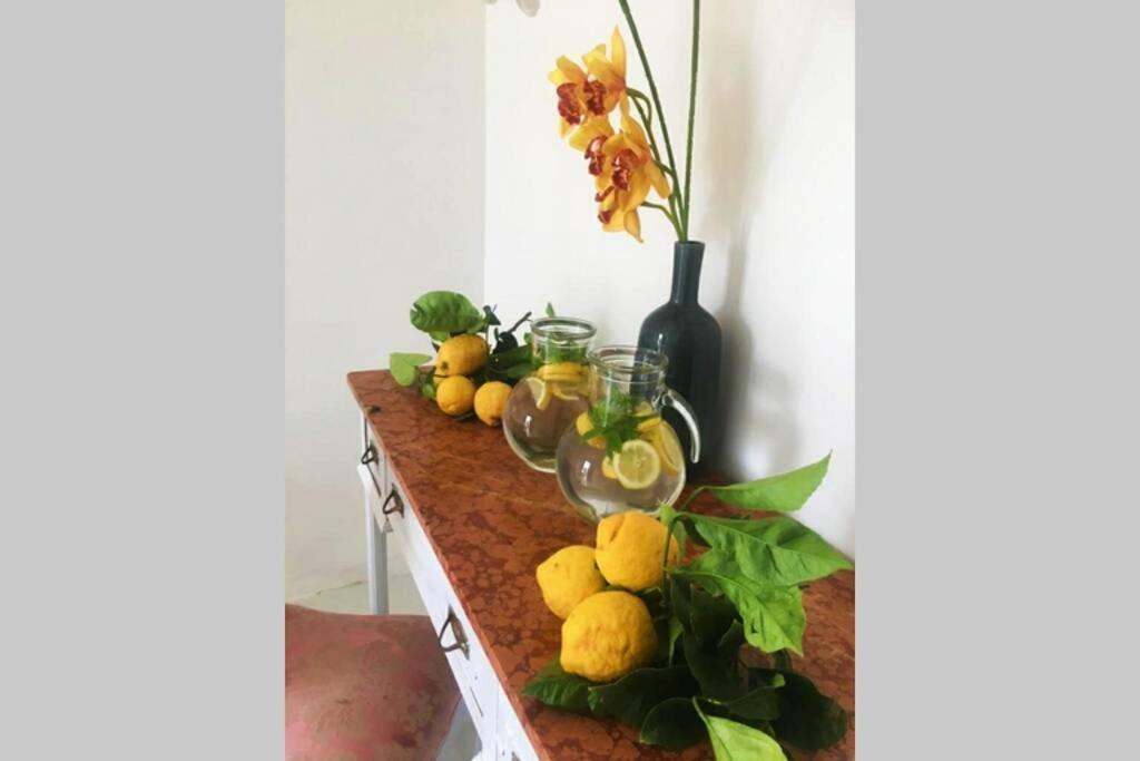 Terrazzo Esclusivo Con Zona Solarium Da 200 Mq Apartment วาลเดอรีส ภายนอก รูปภาพ