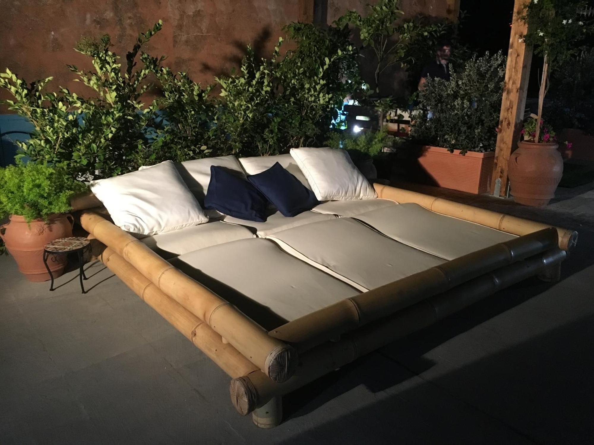Terrazzo Esclusivo Con Zona Solarium Da 200 Mq Apartment วาลเดอรีส ภายนอก รูปภาพ